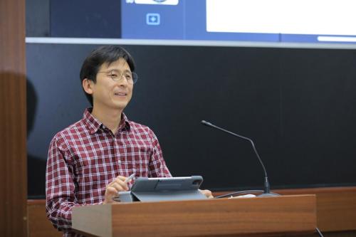 Education process at Akfa University: lecture rooms and lab